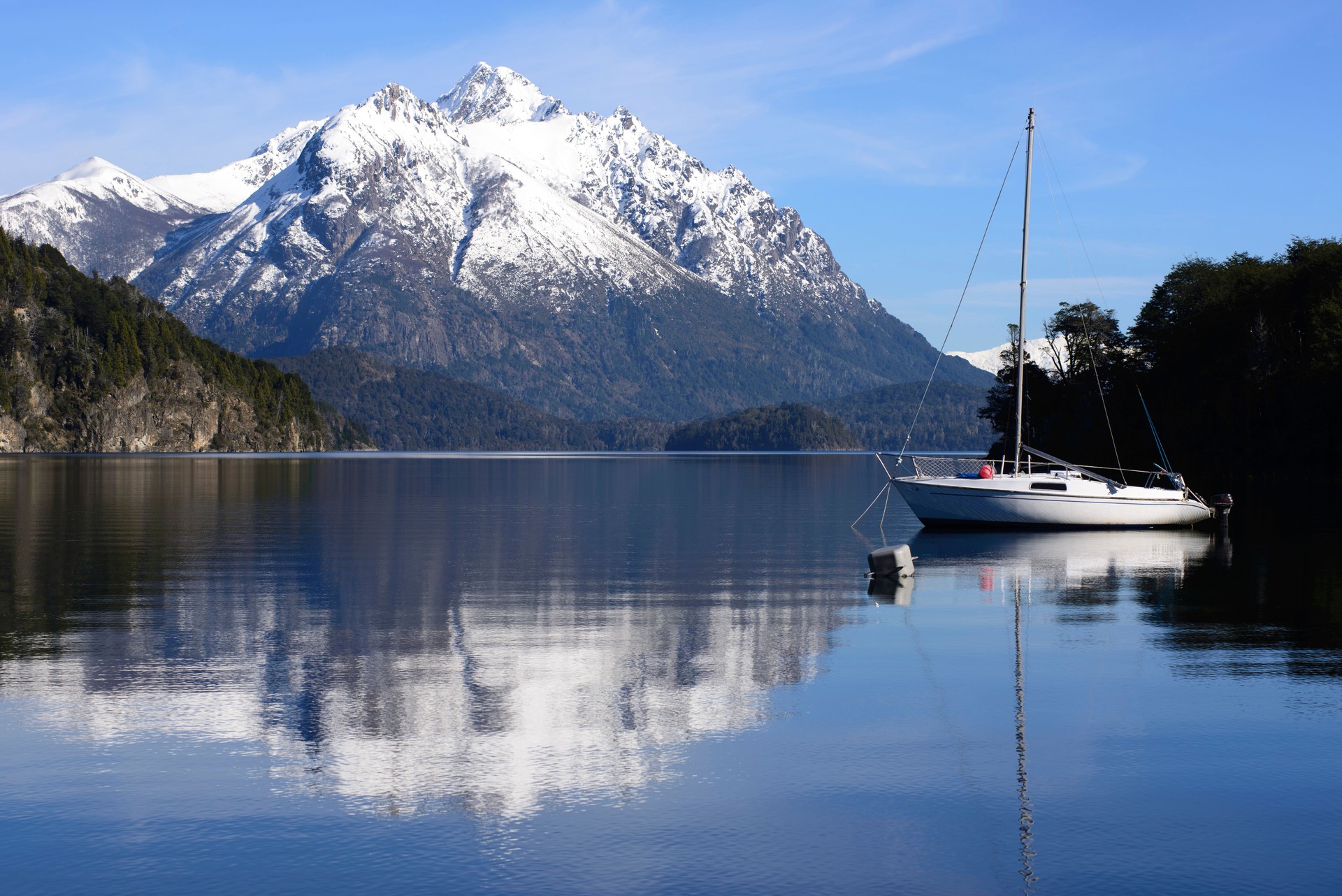 Navegar en el parque nacional Nahuel Huapi